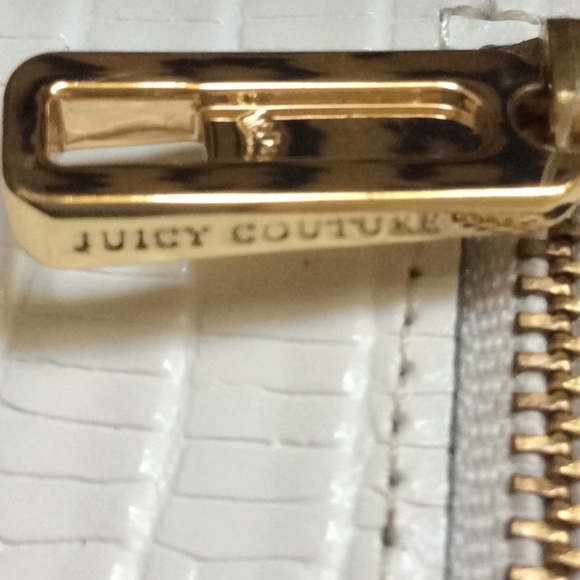 💞💞 JUICY COUTURE WALLET! 💞💞 - Picture 5 of 6